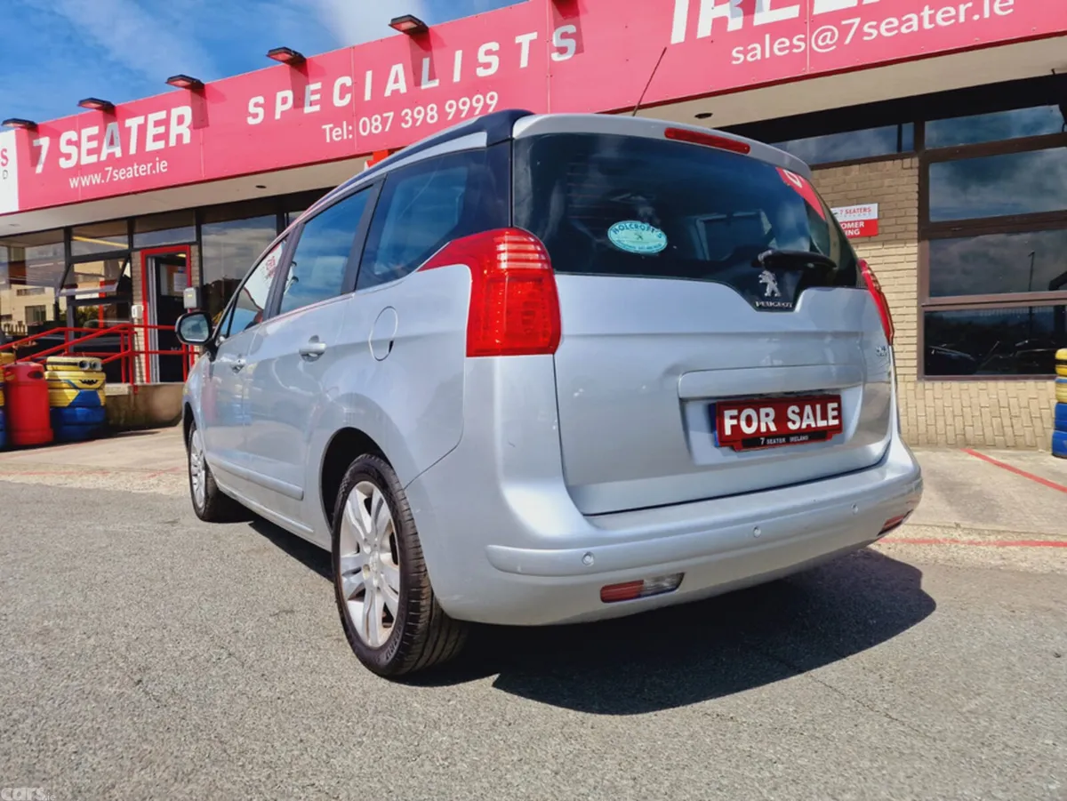 Peugeot 5008 MPV, Diesel, 2015, Grey
