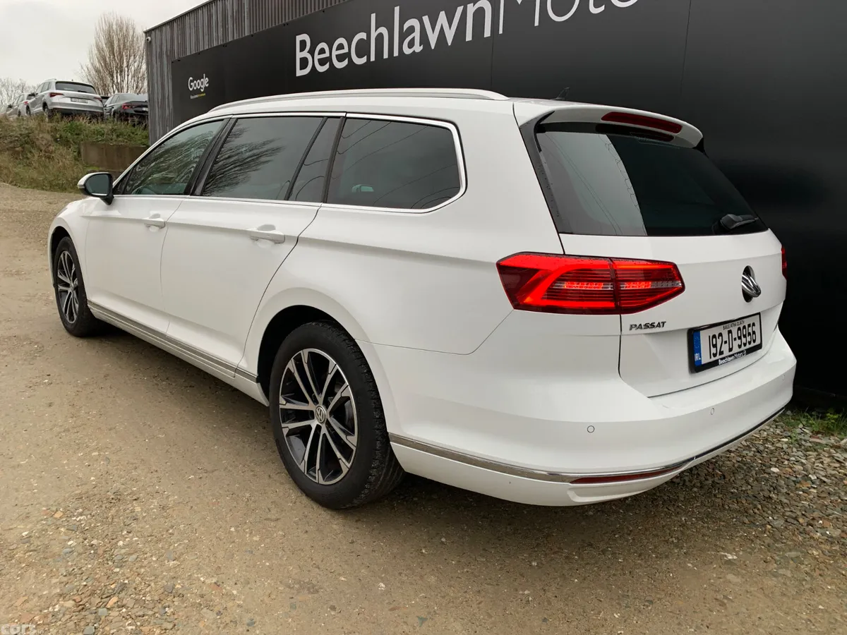 Volkswagen Passat Estate, Diesel, 2019, White