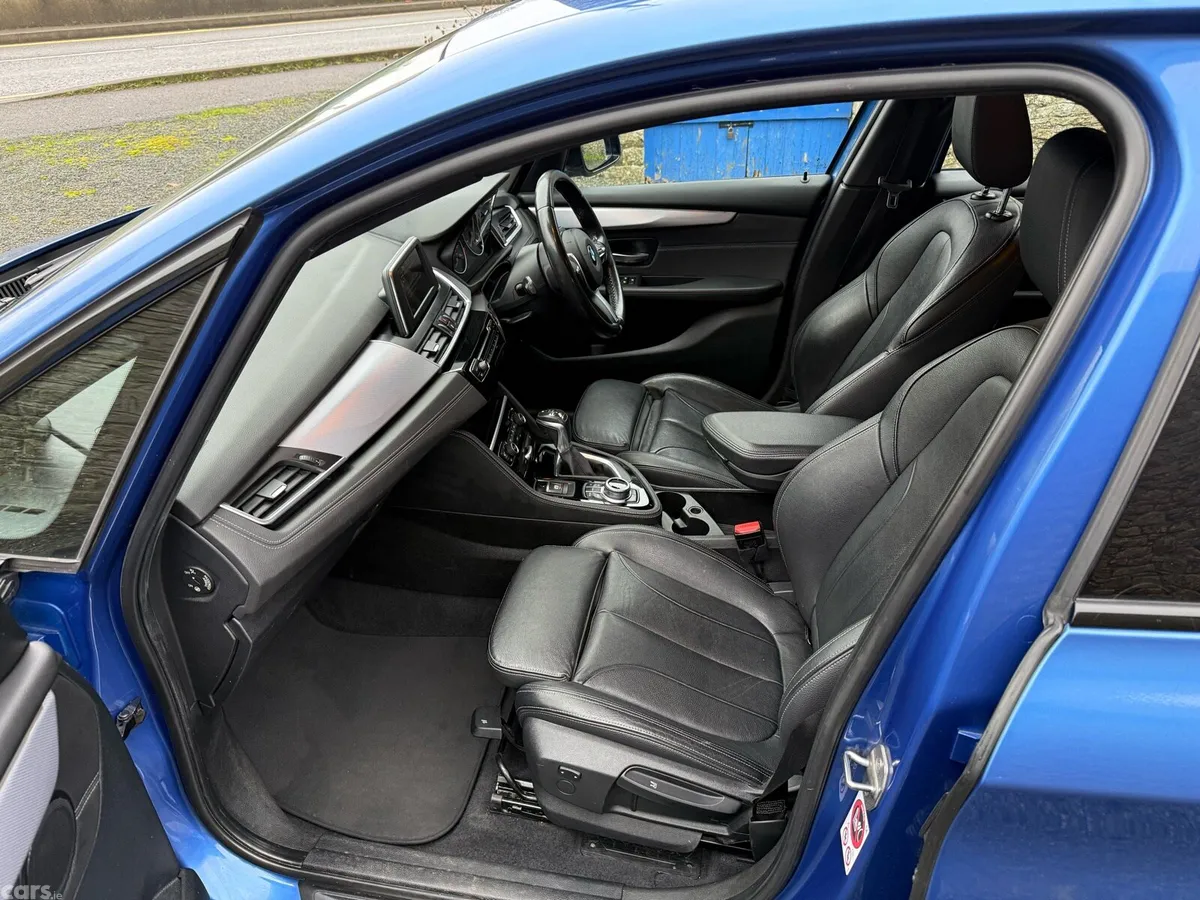 BMW 2-Series Hatchback, Petrol Plug-in Hybrid, 2016, Blue