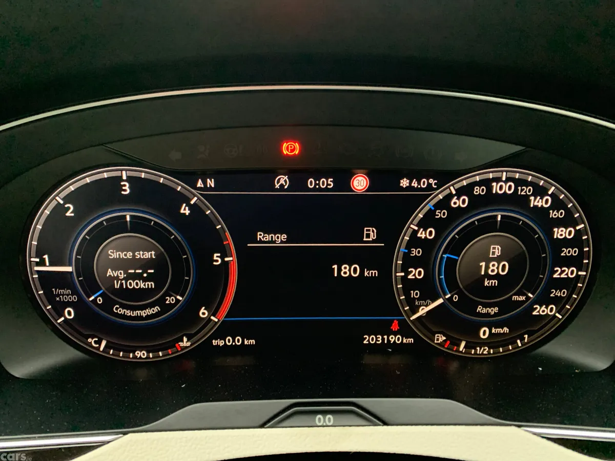 Volkswagen Passat Estate, Diesel, 2019, White