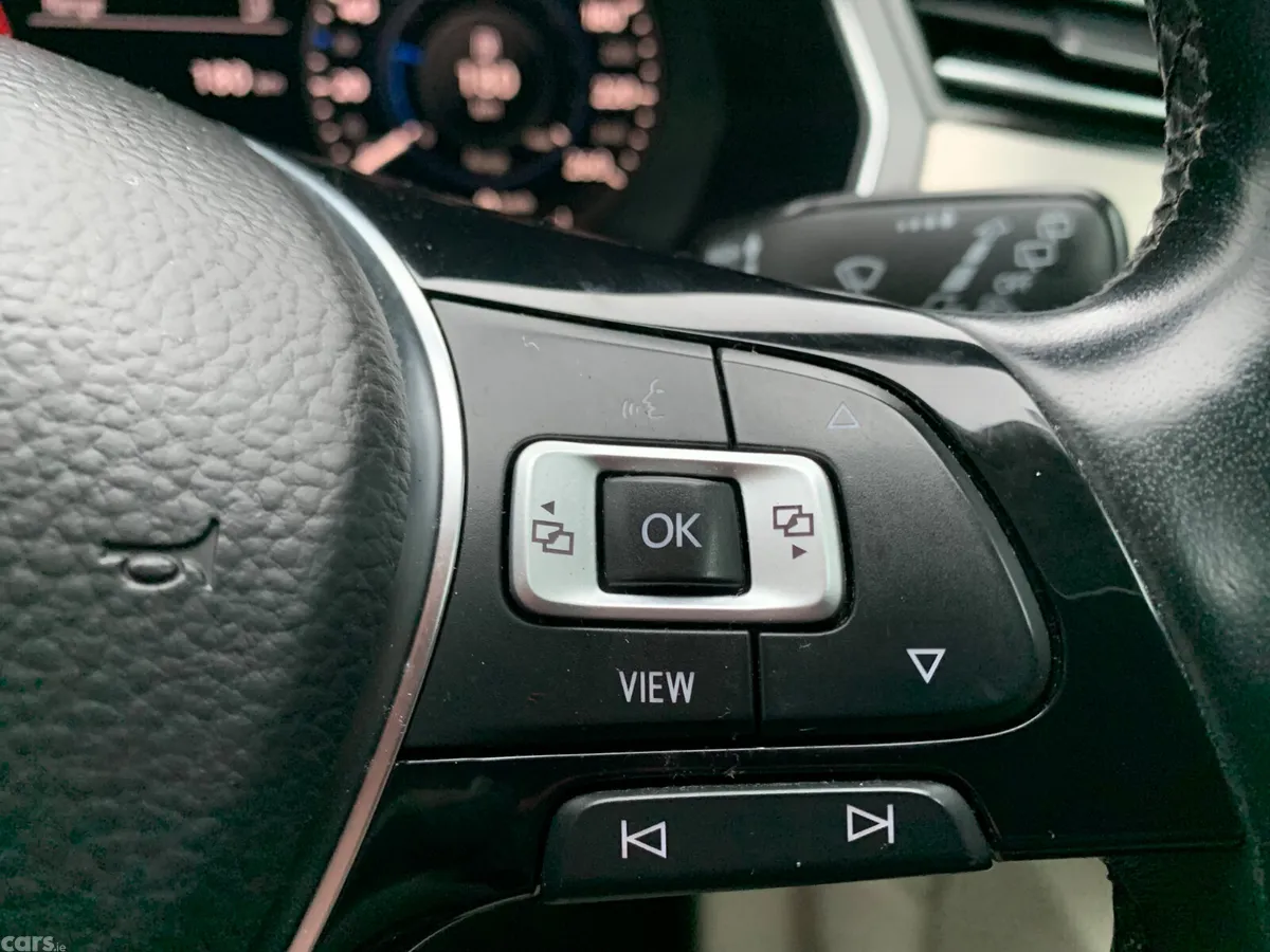Volkswagen Passat Estate, Diesel, 2019, White