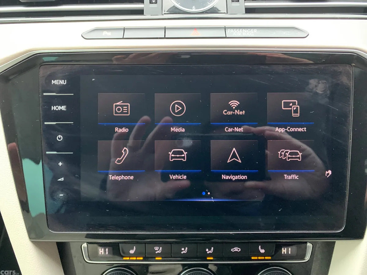 Volkswagen Passat Estate, Diesel, 2019, White
