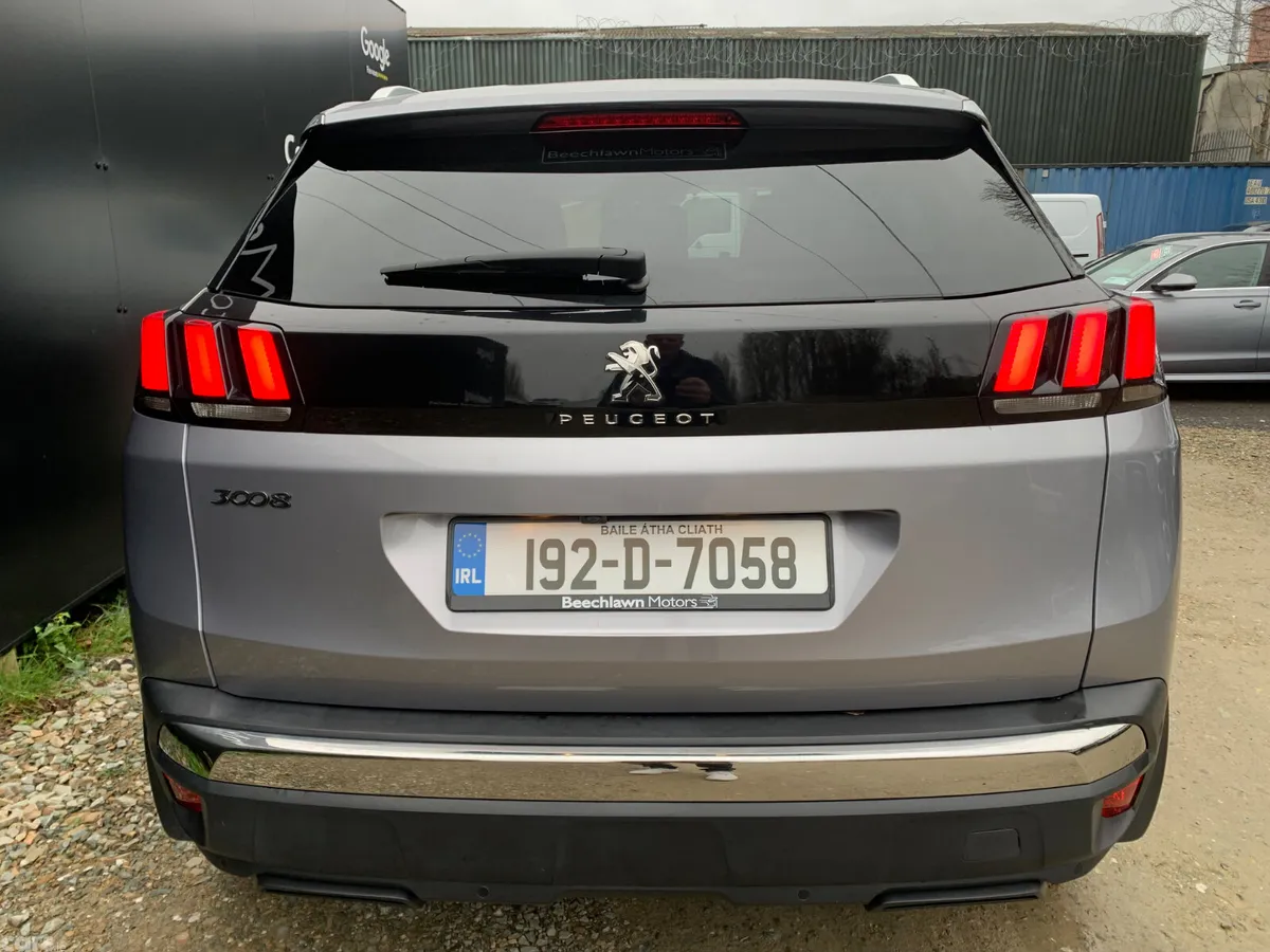 Peugeot 3008 MPV, Diesel, 2019, Grey