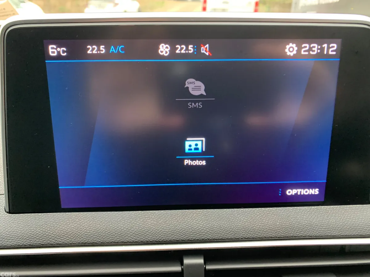 Peugeot 3008 MPV, Diesel, 2019, Grey