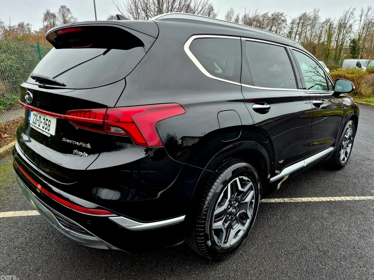 Hyundai Santa Fe SUV, Petrol Plug-in Hybrid, 2022, Black