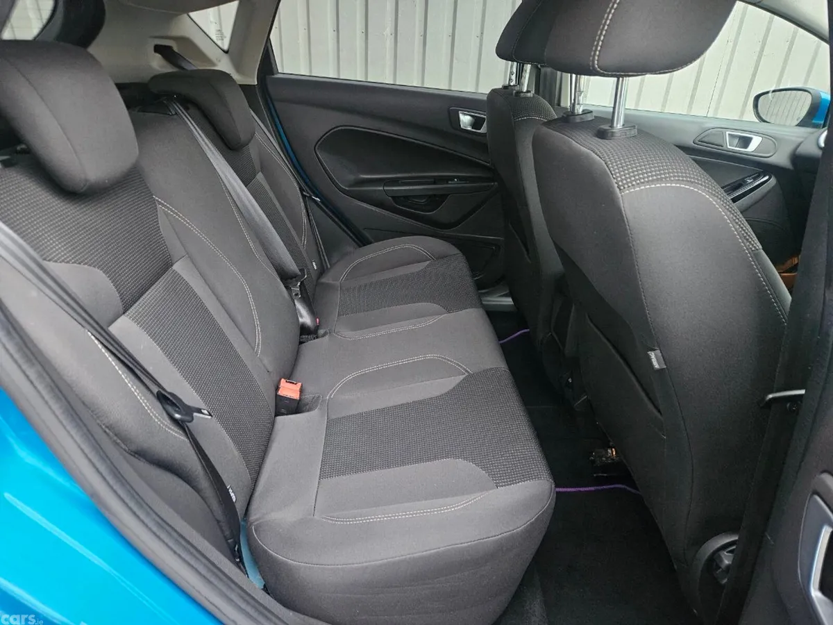 Ford Fiesta Hatchback, Petrol, 2015, Blue