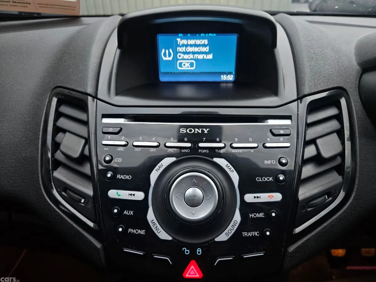 Ford Fiesta Hatchback, Petrol, 2015, Blue