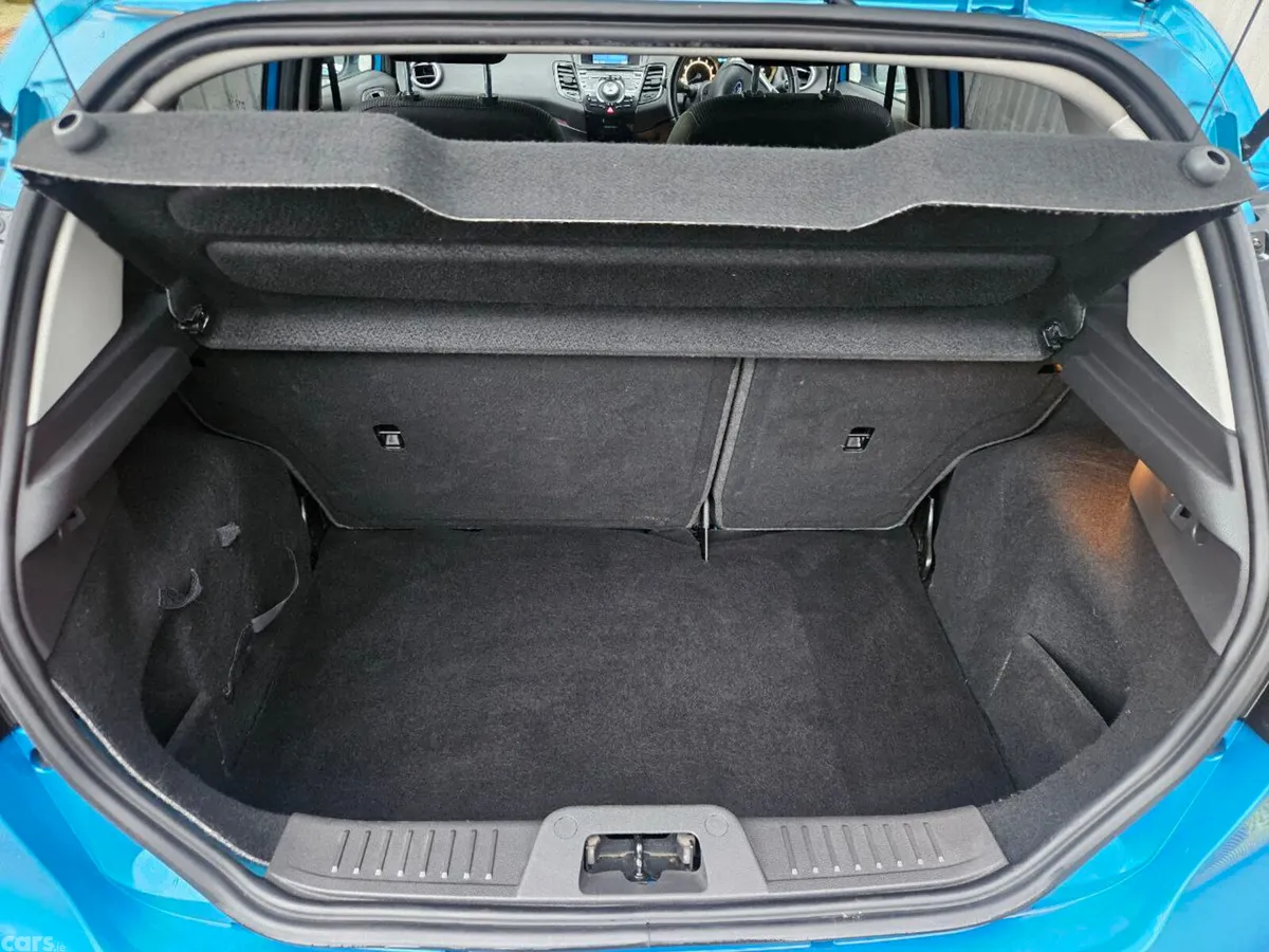 Ford Fiesta Hatchback, Petrol, 2015, Blue