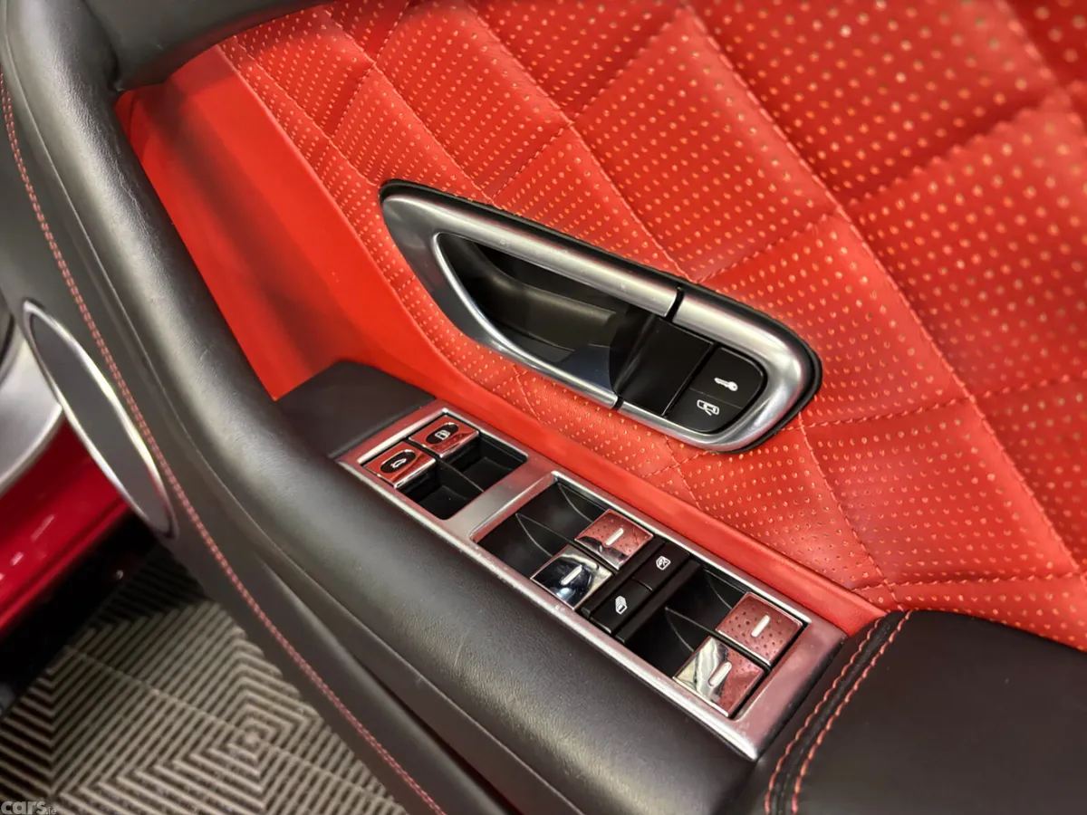Bentley Continental Coupe, Petrol, 2016, Red
