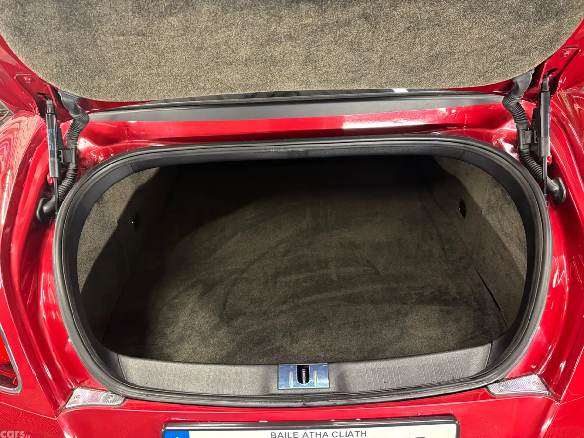 Bentley Continental Coupe, Petrol, 2016, Red
