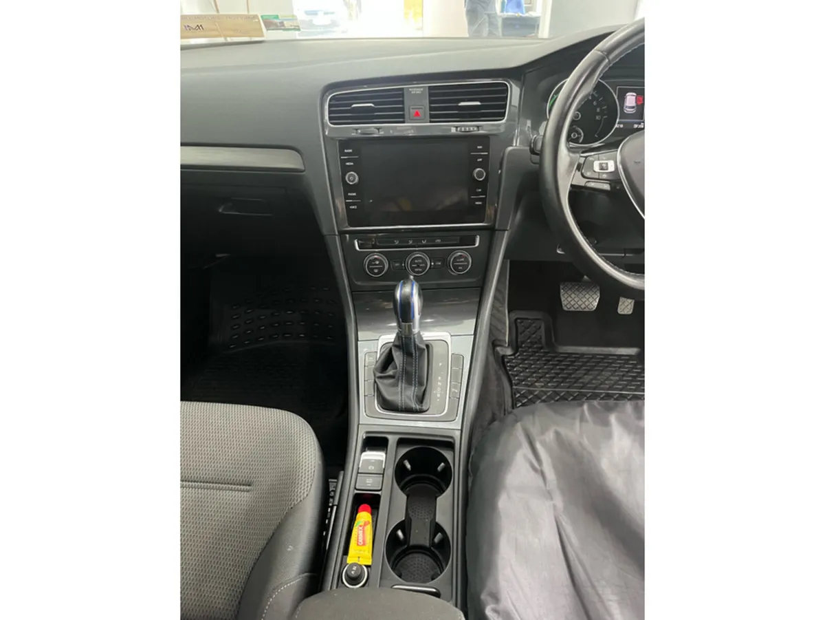 Volkswagen e-Golf Estate, Electric, 2019, Grey