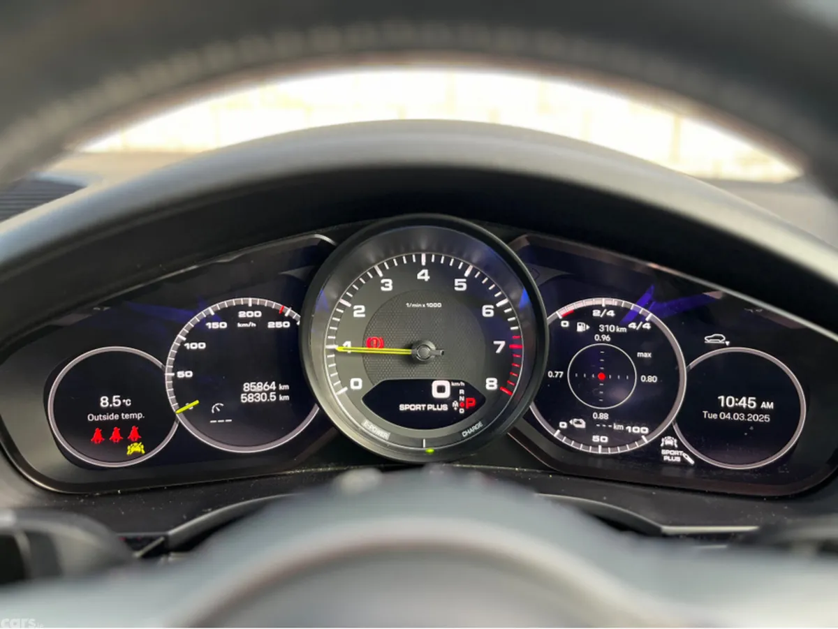 Porsche Cayenne Estate, Petrol Plug-in Hybrid, 2022, Black