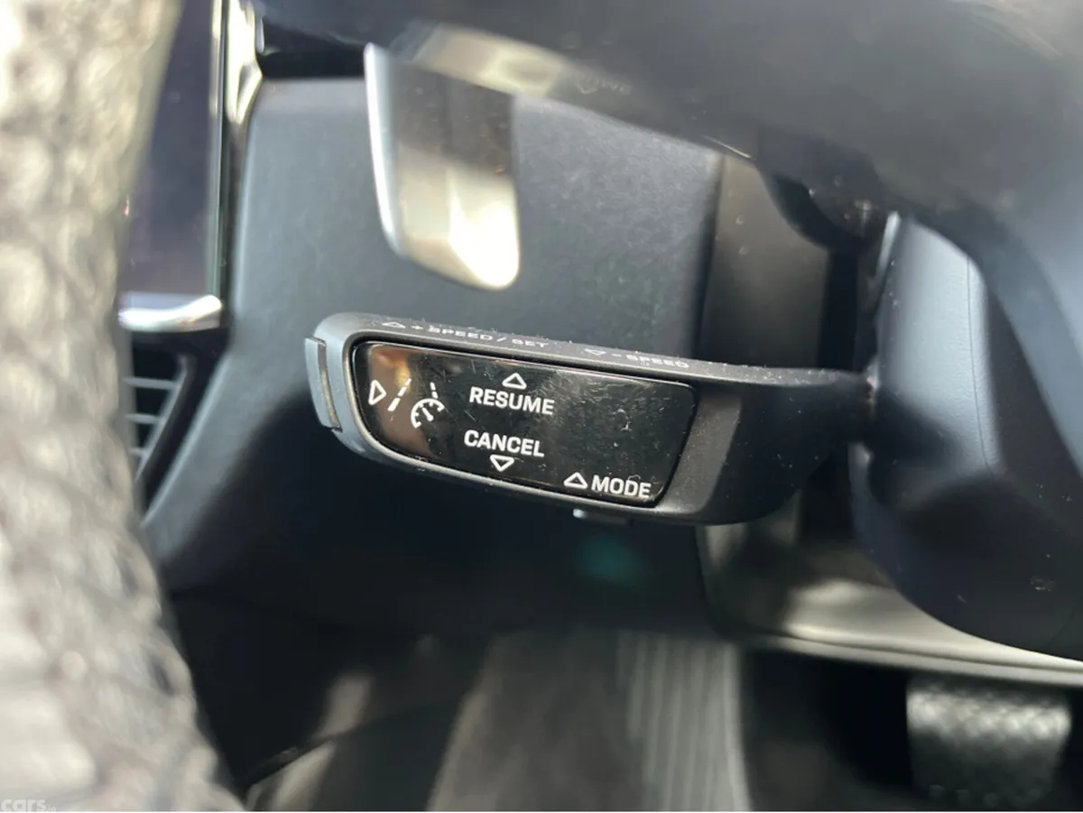 Porsche Cayenne Estate, Petrol Plug-in Hybrid, 2022, Black