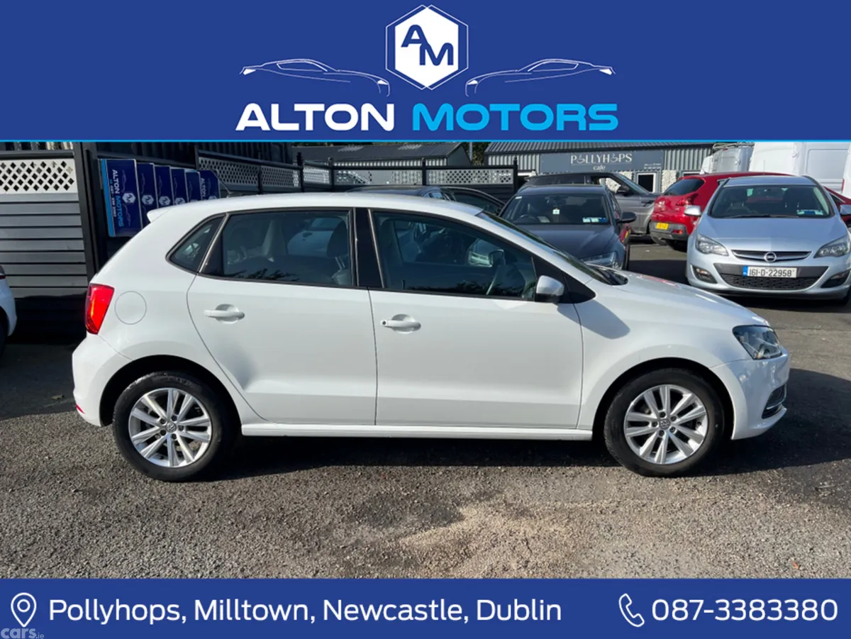 Volkswagen Polo Hatchback, Petrol, 2016, White