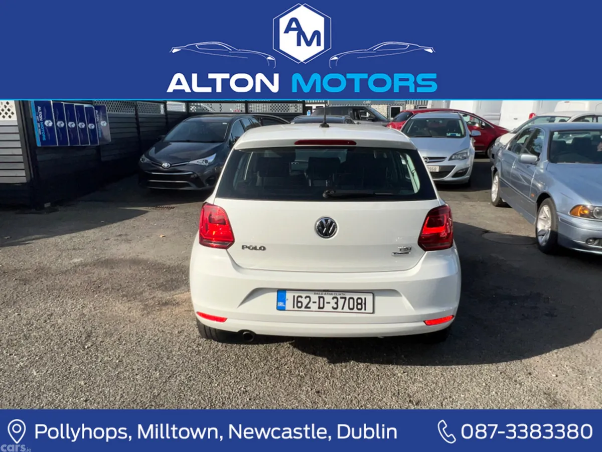 Volkswagen Polo Hatchback, Petrol, 2016, White