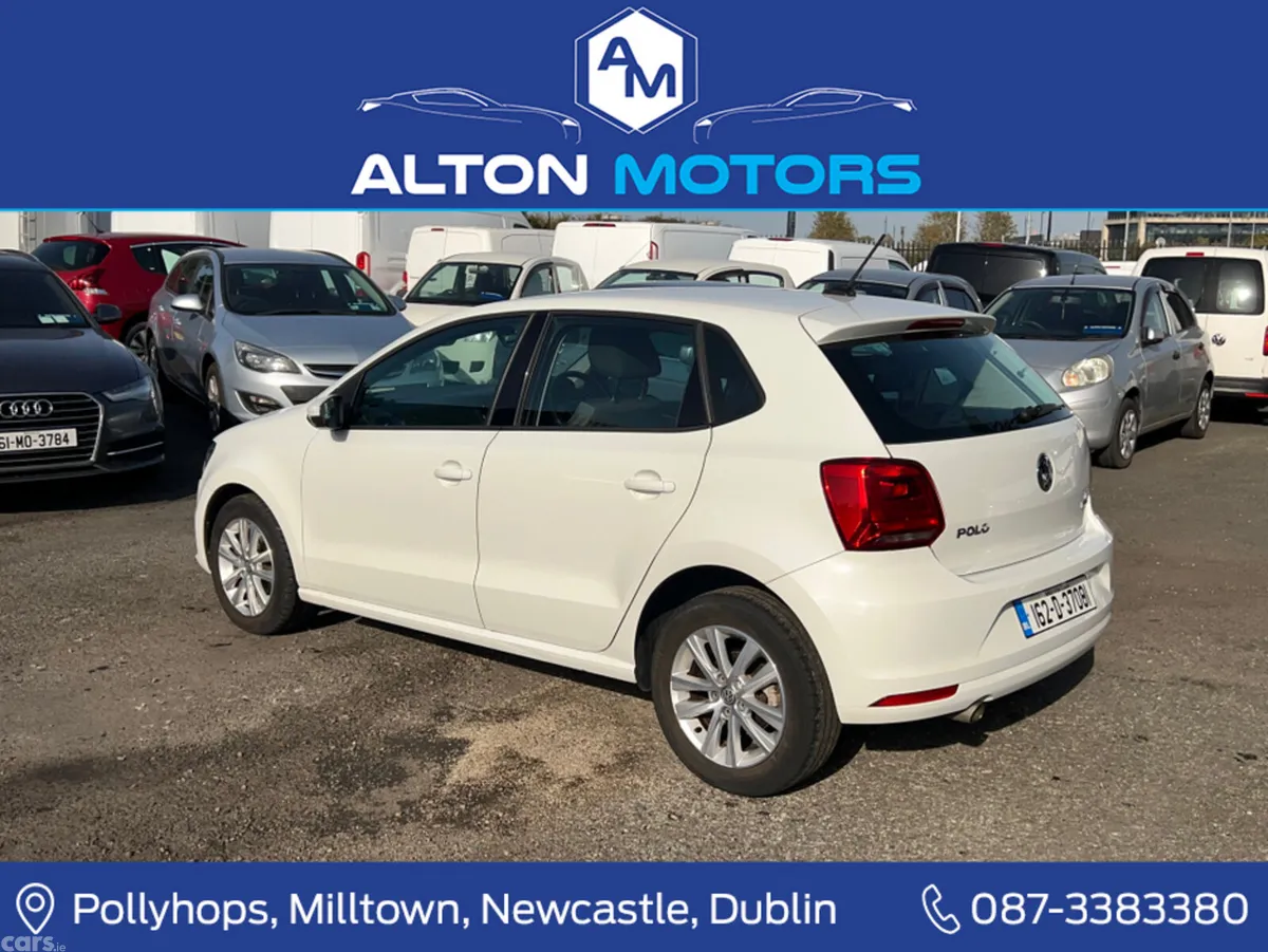 Volkswagen Polo Hatchback, Petrol, 2016, White