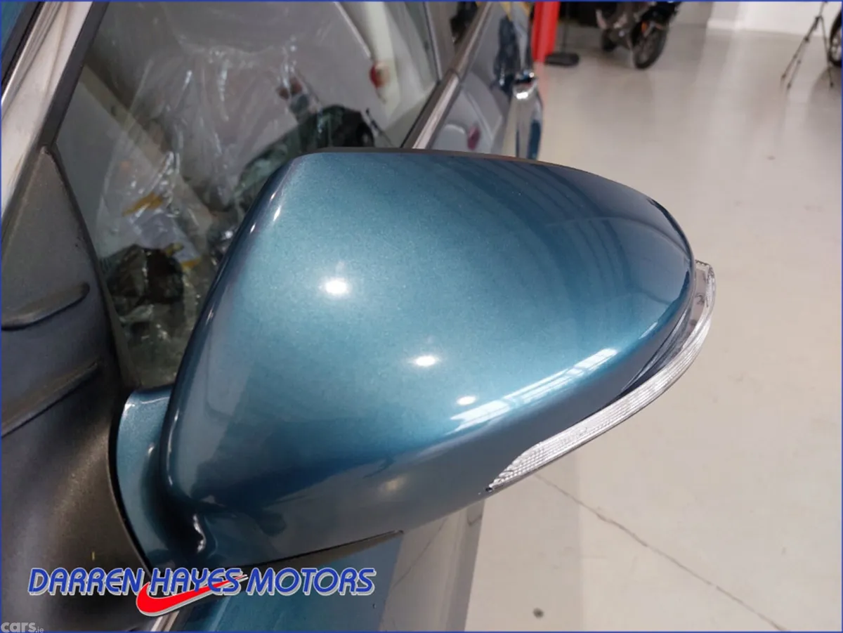 DFSK Glory 580 SUV, Petrol, 2023, Blue