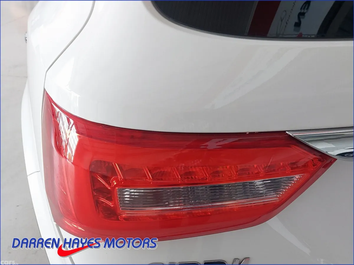 DFSK Glory 580 MPV, Petrol, 2023, White