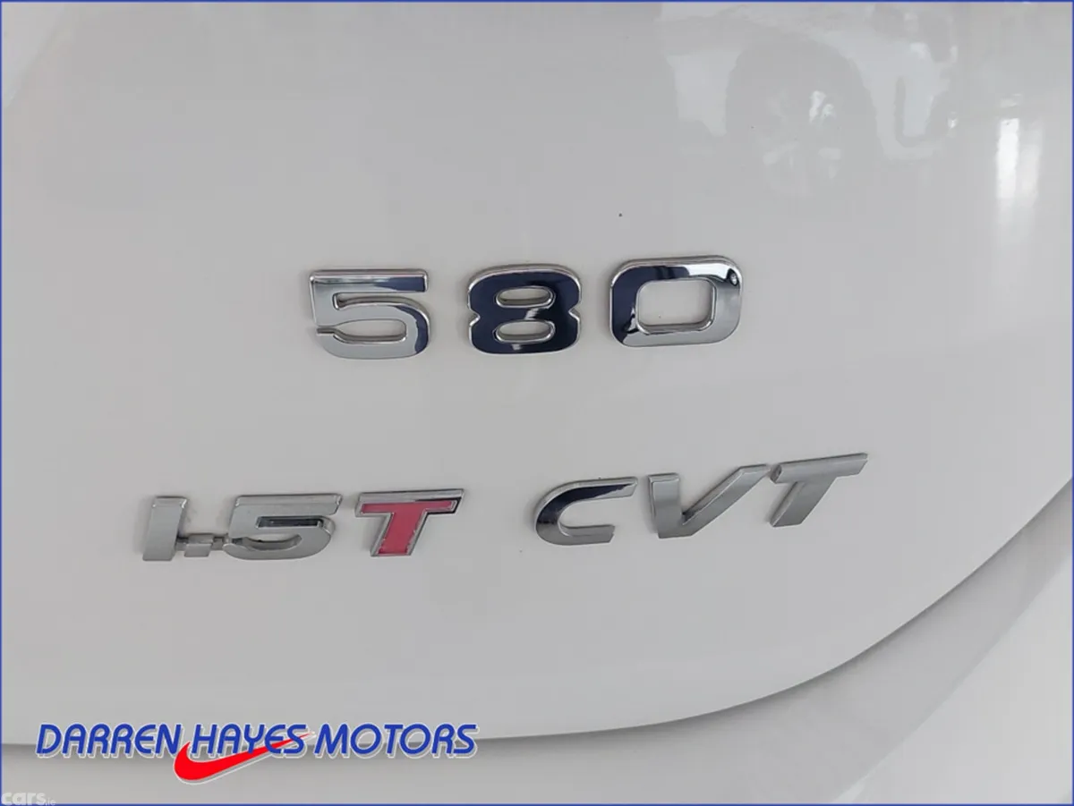 DFSK Glory 580 MPV, Petrol, 2023, White