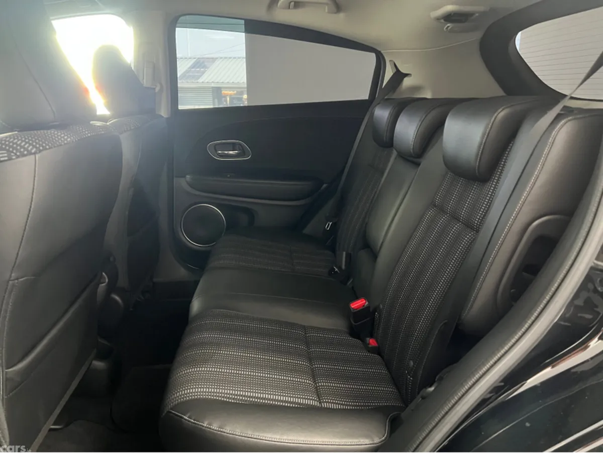 Honda Vezel SUV, Petrol Hybrid, 2019, Black