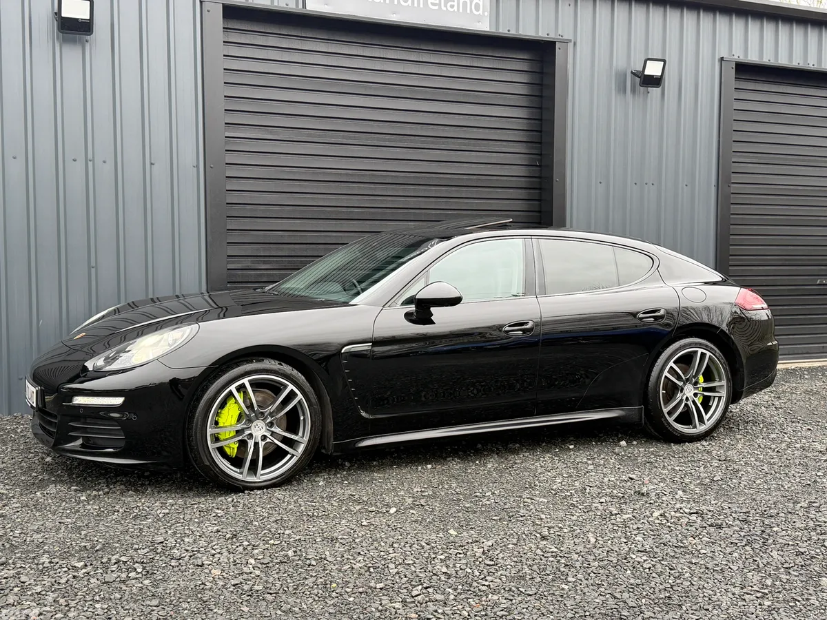 Porsche Panamera Hatchback, Petrol Hybrid, 2014, Black