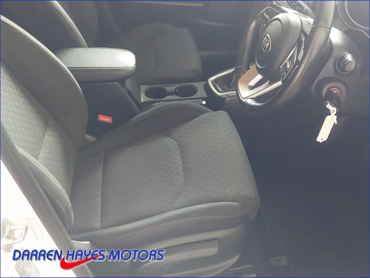 Kia Ceed Hatchback, Diesel, 2019, White