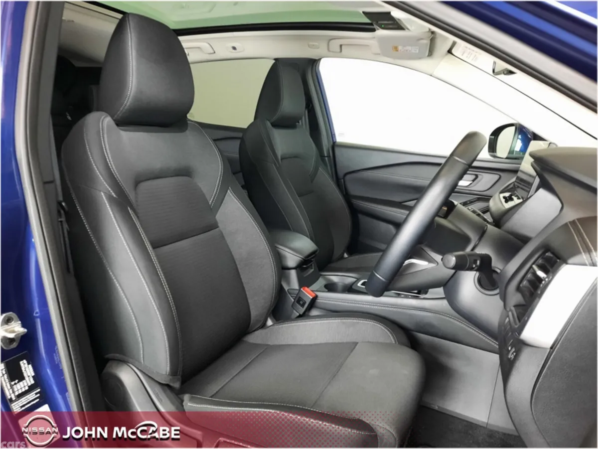 Nissan Qashqai MPV, Petrol Hybrid, 2023, Blue