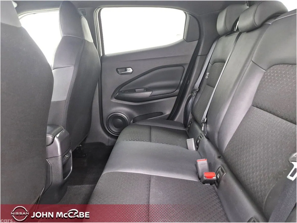 Nissan Juke MPV, Petrol, 2024, White