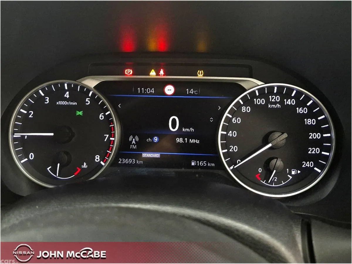 Nissan Juke MPV, Petrol, 2024, White