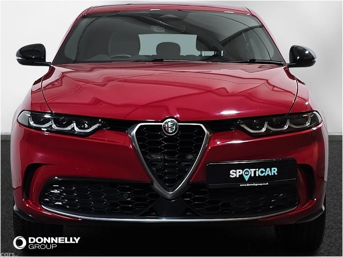 Alfa Romeo Tonale Hatchback, Petrol Hybrid, 2023, Red