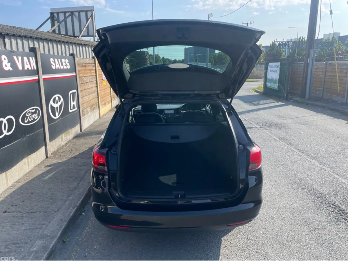 Opel Astra Estate, Diesel, 2017, Black