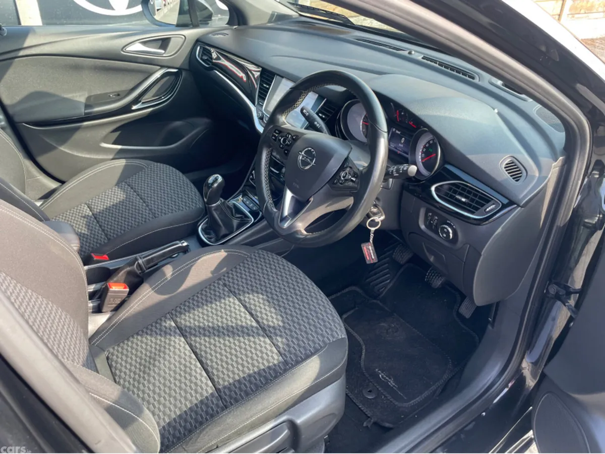 Opel Astra Estate, Diesel, 2017, Black