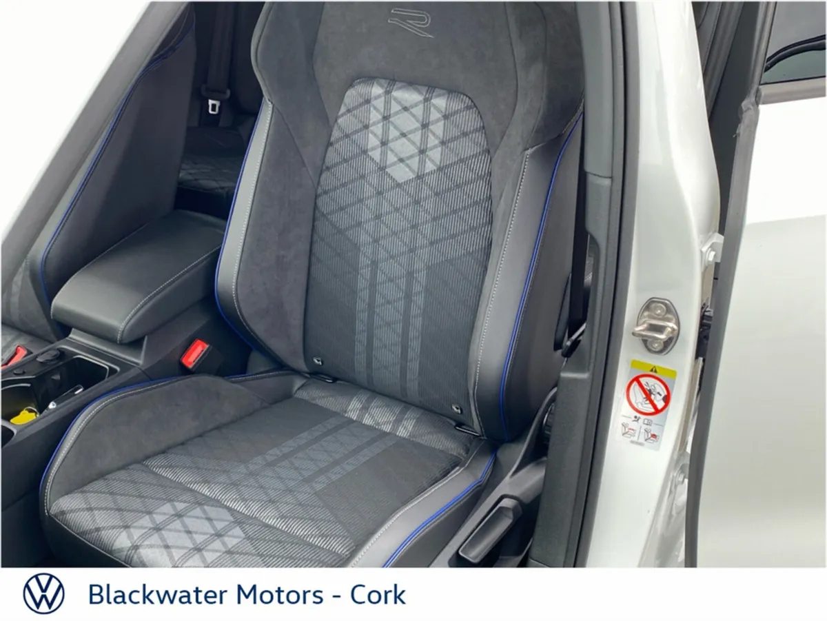 Volkswagen Golf Hatchback, Petrol, 2027, White