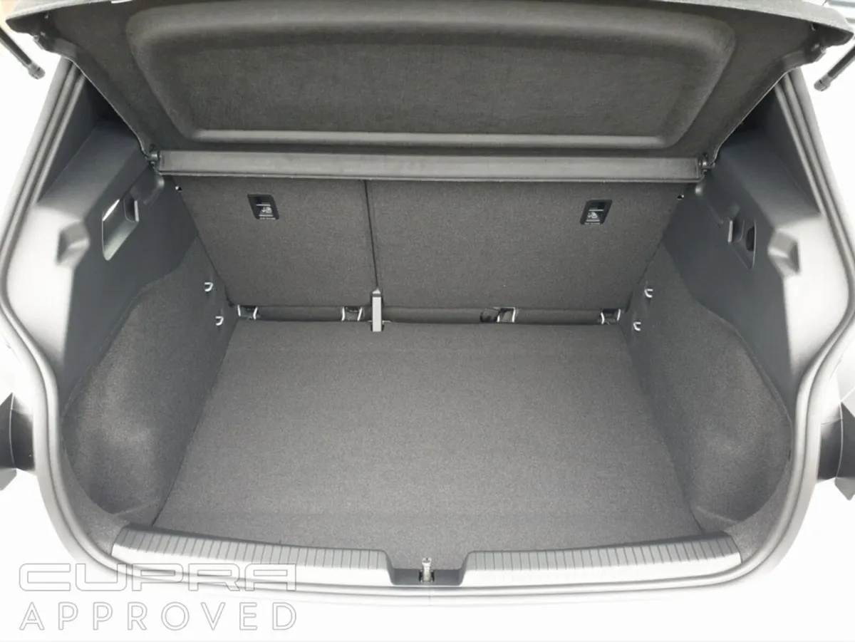 Cupra Born Other, Unknown, 2026, Silver