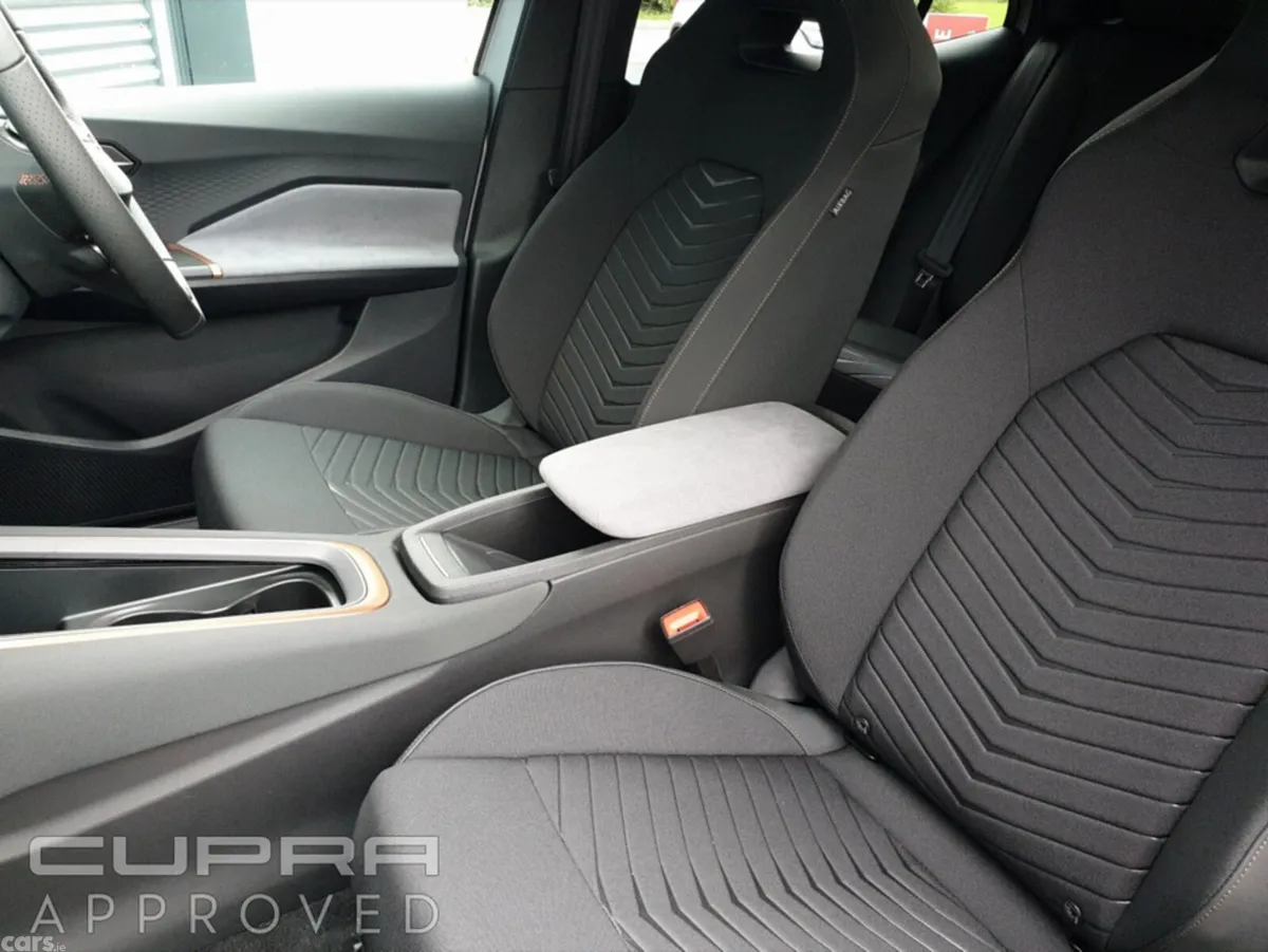 Cupra Born Other, Unknown, 2026, Silver