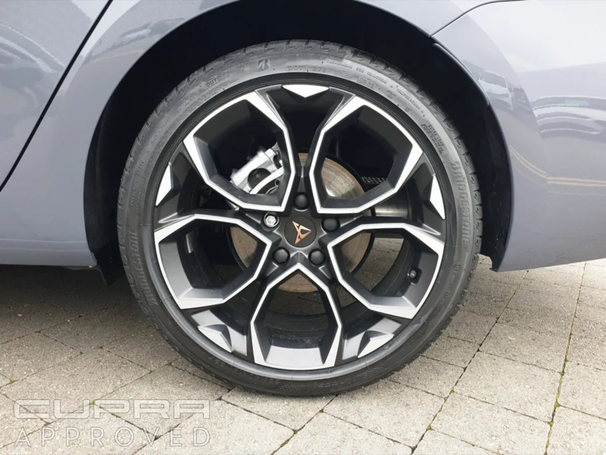 Cupra Leon Other, Petrol Hybrid, 2026, Grey