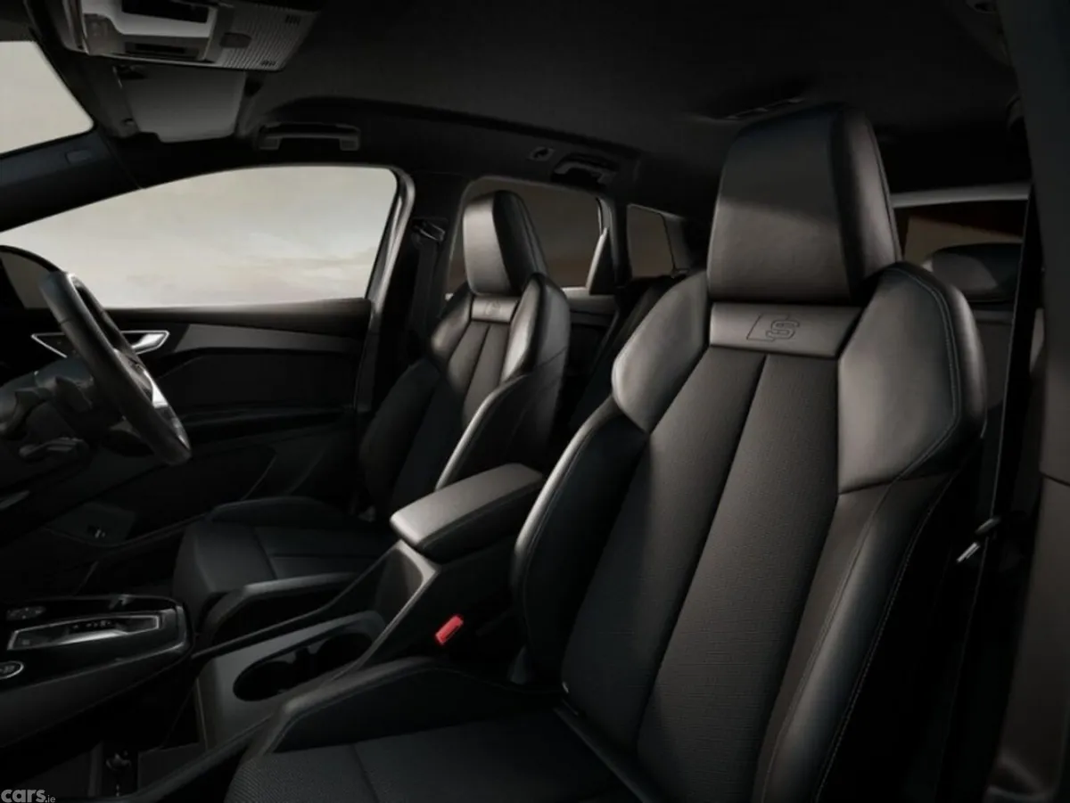 Audi Q4 e-tron Other, Electric, 2026, Grey