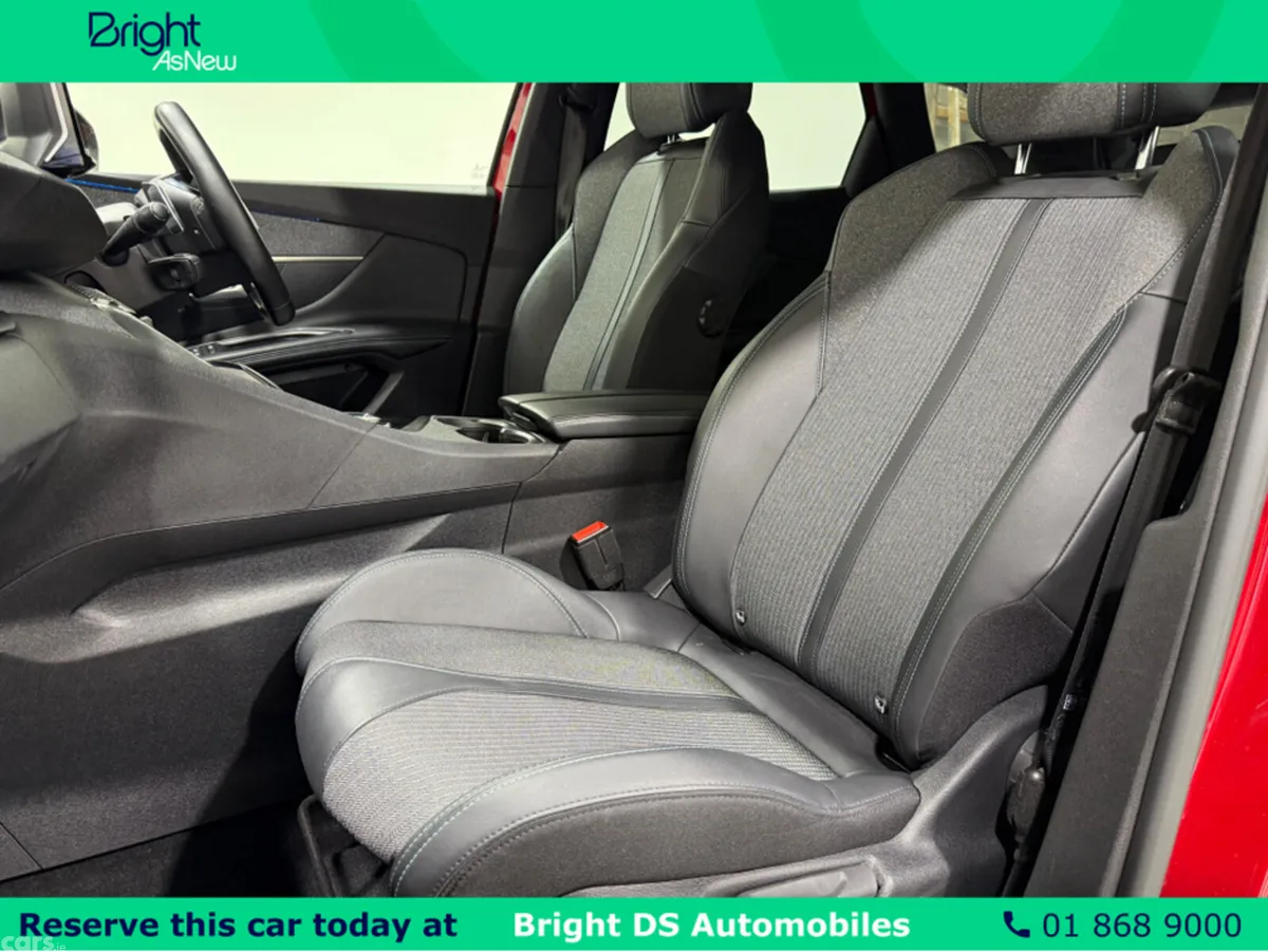 Peugeot 3008 MPV, Diesel, 2023, Red