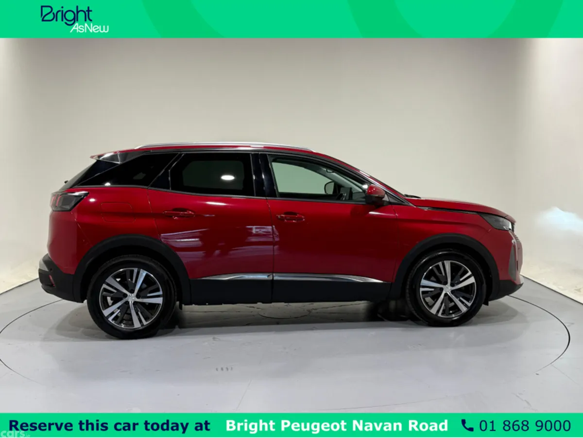 Peugeot 3008 MPV, Petrol, 2021, Red