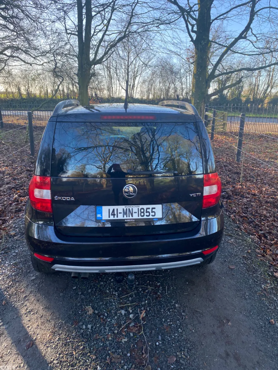 Skoda Yeti SUV, Diesel, 2014, Black