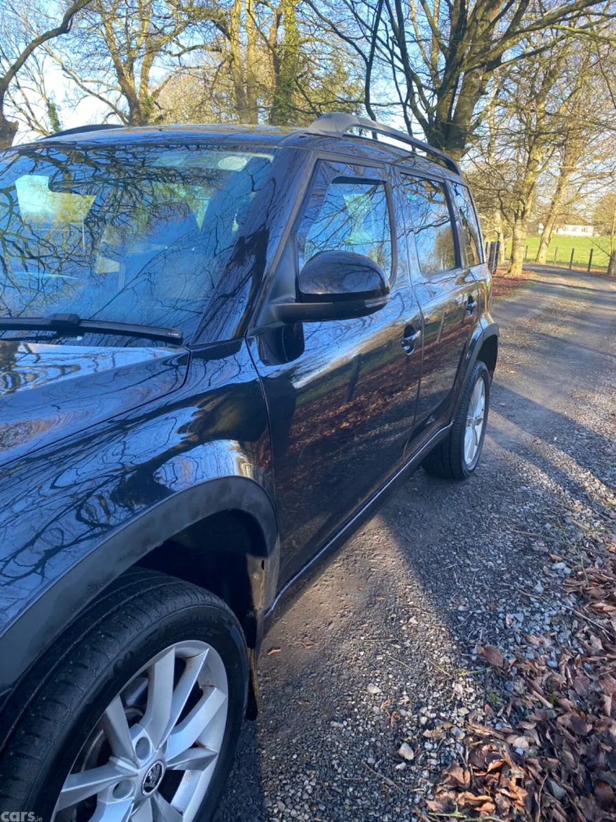 Skoda Yeti SUV, Diesel, 2014, Black
