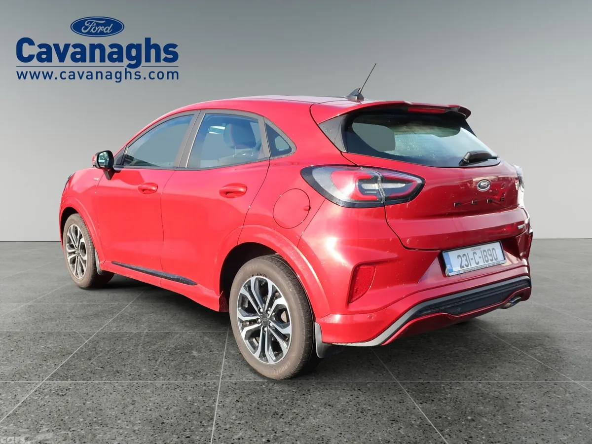 Ford Puma MPV, Petrol Hybrid, 2023, Red