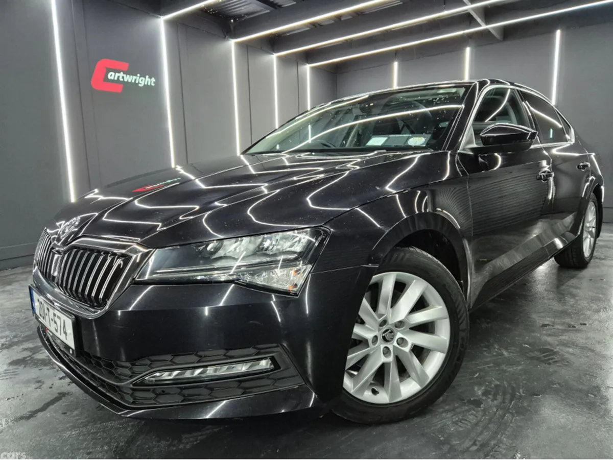 Skoda Superb Hatchback, Diesel, 2020, Black