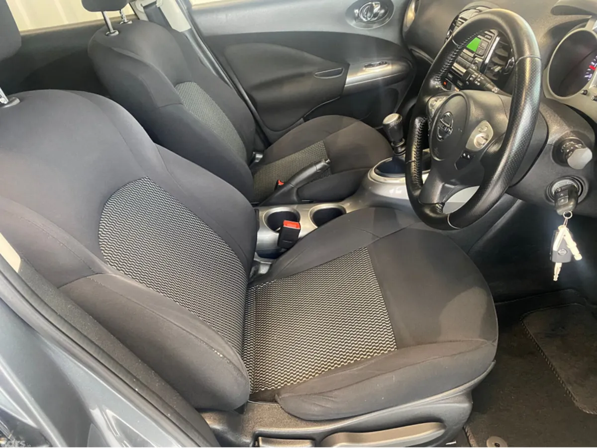 Nissan Juke MPV, Petrol, 2015, Grey