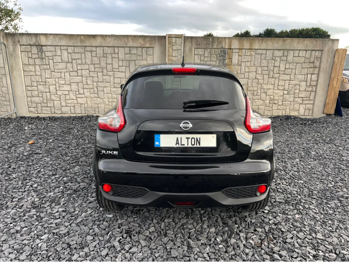 Nissan Juke Hatchback, Diesel, 2018, Black