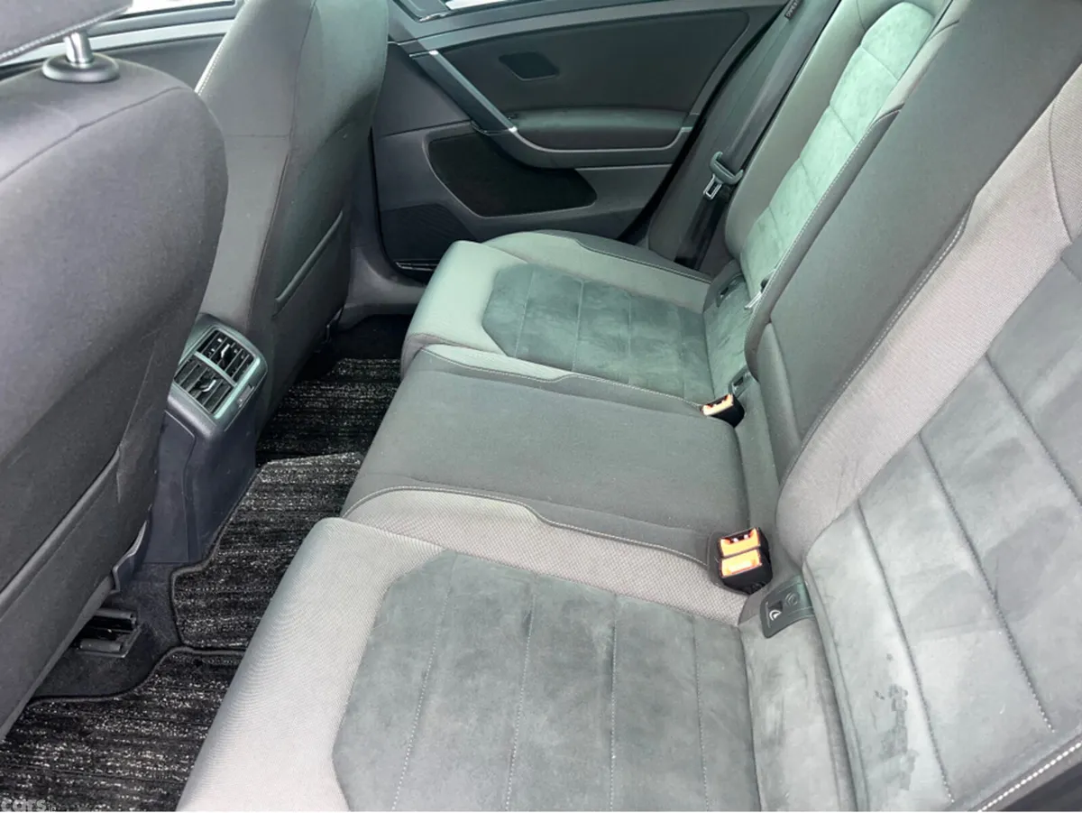 Volkswagen Golf Hatchback, Petrol, 2019, Black