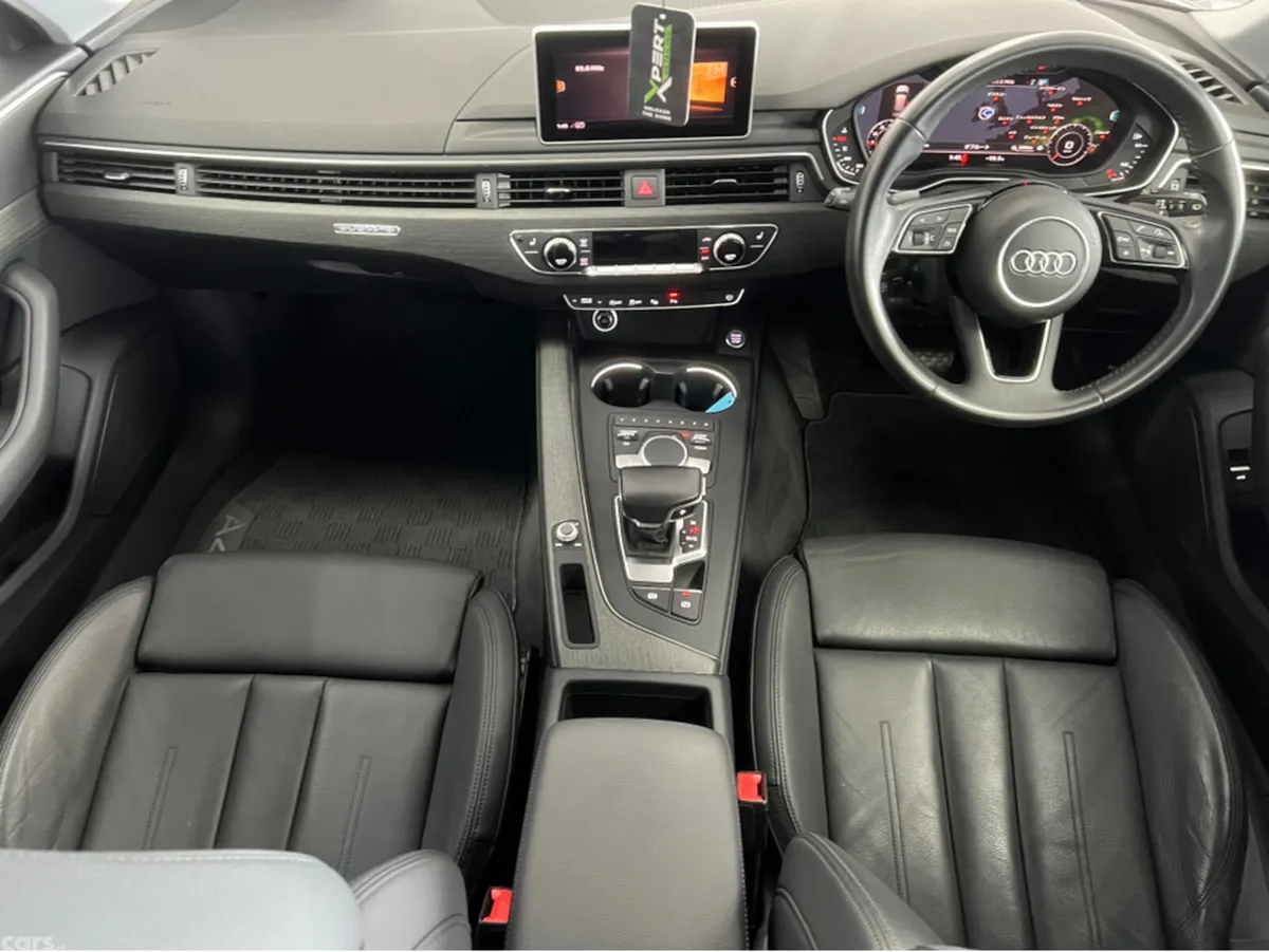 Audi A4 Estate, Petrol, 2019, Blue