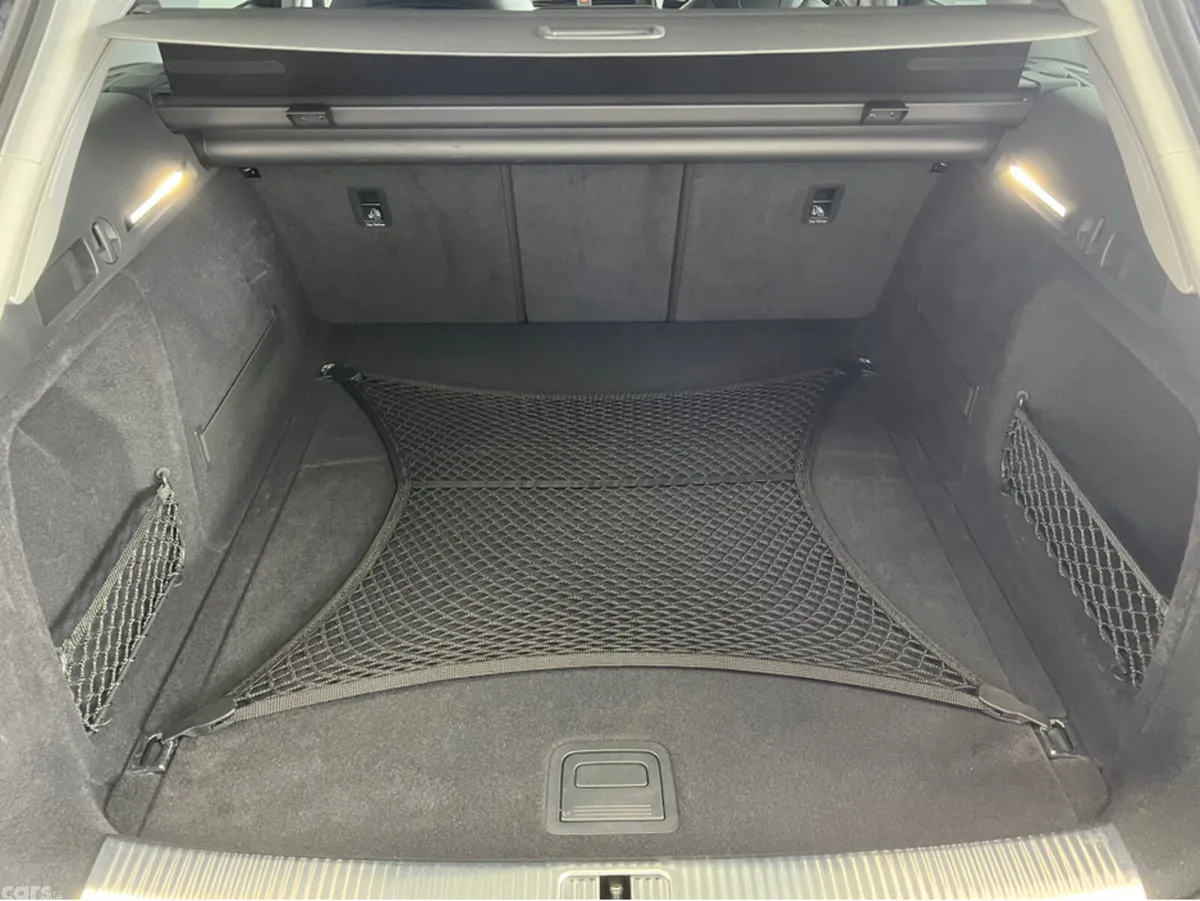 Audi A4 Estate, Petrol, 2019, Blue