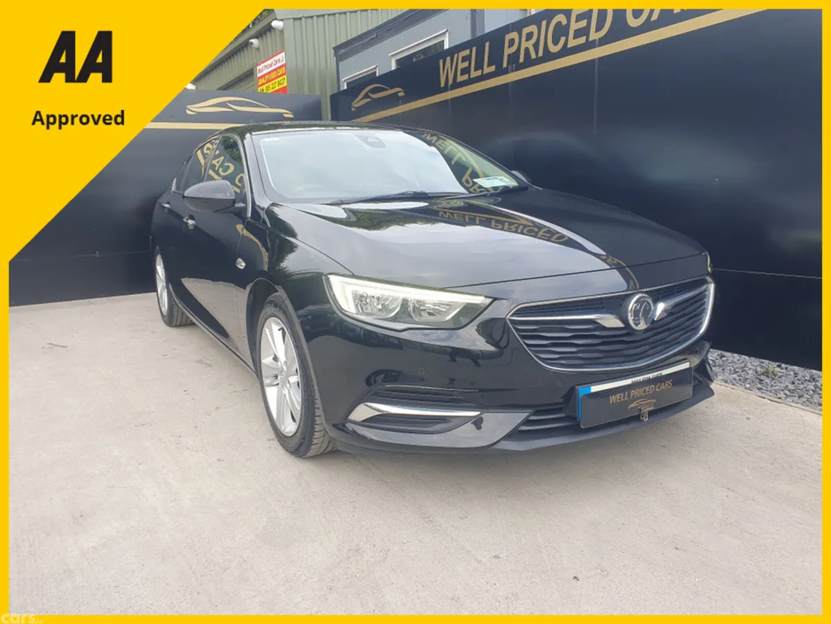 Vauxhall Insignia Hatchback, Diesel, 2017, Black