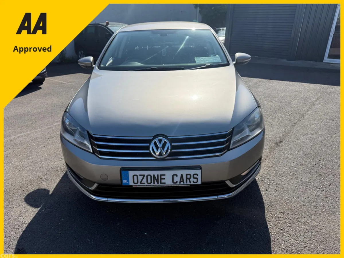 Volkswagen Passat Saloon, Diesel, 2013, Brown
